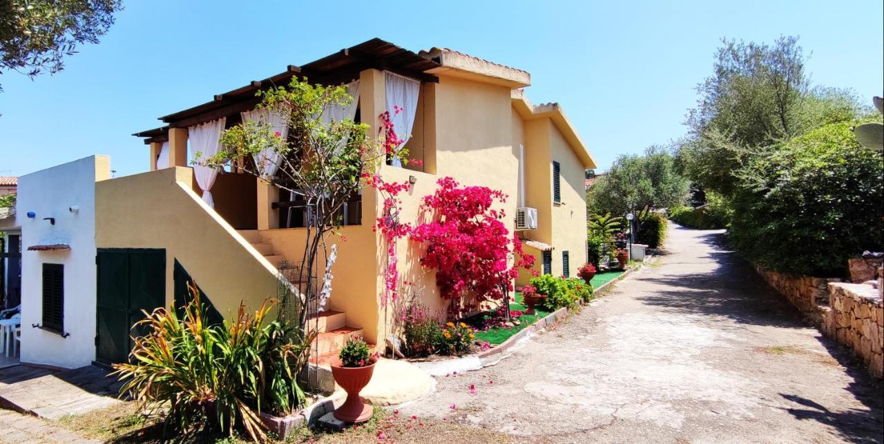 San Teodoro Centro A Due Passi Dal Mare Giardino Cala D'ambra - Blu *
